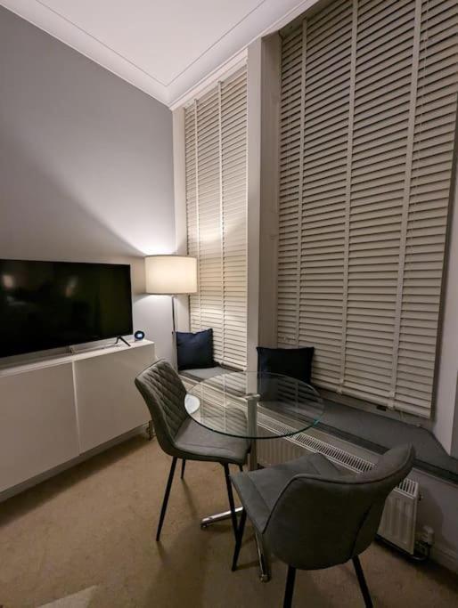 1 Bed Apartment - Sea View Shanklin Eksteriør bilde
